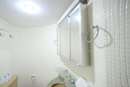 Apartamento à venda com 40m², 1 quarto e 1 vagaBanheiro