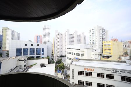 Sacada Vista de apartamento à venda com 1 quarto, 40m² em Liberdade, São Paulo