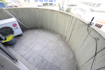 Apartamento à venda com 40m², 1 quarto e 1 vagaSacada