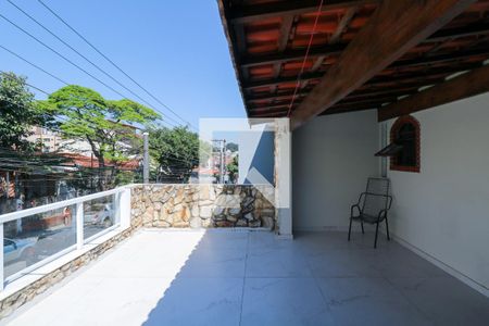 Casa à venda com 237m², 2 quartos e 2 vagas