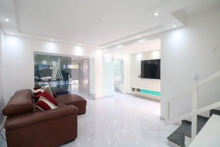 Casa à venda com 237m², 2 quartos e 2 vagas