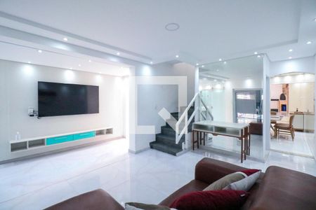 Casa à venda com 2 quartos, 237m² em Santa Maria, São Caetano do Sul