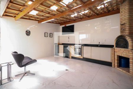 Casa à venda com 237m², 2 quartos e 2 vagas