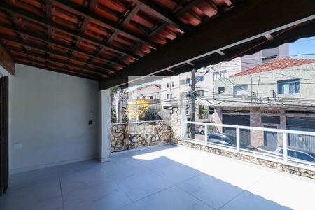 Casa à venda com 237m², 2 quartos e 2 vagas