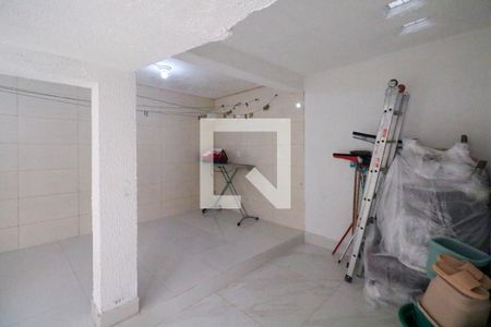 Casa à venda com 237m², 2 quartos e 2 vagas