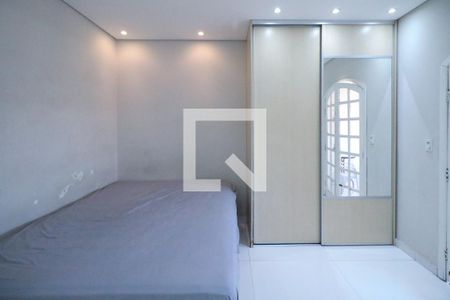 Casa à venda com 237m², 2 quartos e 2 vagas