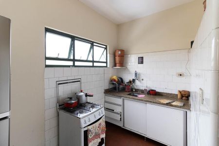 Casa à venda com 200m², 5 quartos e 1 vaga Casa à venda com 200m², 5 quartos e 1 vagaCozinha da Casa 2