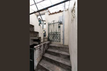 Casa à venda com 200m², 5 quartos e 1 vaga Casa à venda com 200m², 5 quartos e 1 vagaAcesso para a Casa 2