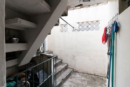 Casa à venda com 200m², 5 quartos e 1 vaga Casa à venda com 200m², 5 quartos e 1 vagaQuintal da Casa 1