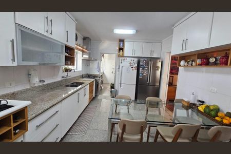 Apartamento à venda com 190m², 3 quartos e 2 vagas