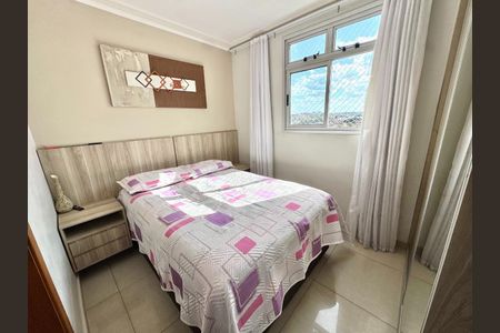 Apartamento à venda com 3 quartos, 65m² em Rio Branco, Belo Horizonte
