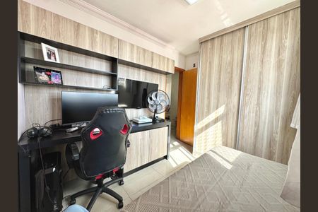 Apartamento à venda com 3 quartos, 65m² em Rio Branco, Belo Horizonte