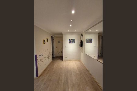 Apartamento à venda com 3 quartos, 75m² em Jardim Ester Yolanda, São Paulo