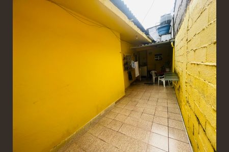 Casa à venda com 170m², 1 quarto e 1 vagaQuintal