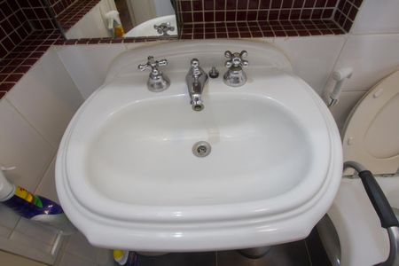 Casa para alugar com 315m², 5 quartos e 4 vagas Casa para alugar com 315m², 5 quartos e 4 vagasBanheiro Suíte