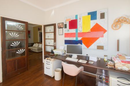 Casa para alugar com 315m², 5 quartos e 4 vagas Casa para alugar com 315m², 5 quartos e 4 vagasSala