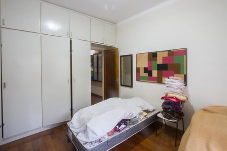 Casa para alugar com 315m², 5 quartos e 4 vagas Casa para alugar com 315m², 5 quartos e 4 vagasQuarto