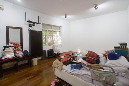 Casa para alugar com 315m², 5 quartos e 4 vagas Casa para alugar com 315m², 5 quartos e 4 vagasSuíte