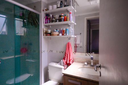 Apartamento à venda com 86m², 2 quartos e 2 vagas Apartamento à venda com 86m², 2 quartos e 2 vagasBanheiro da Suíte