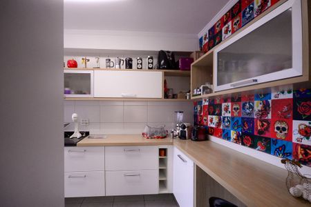 Apartamento à venda com 86m², 2 quartos e 2 vagas Apartamento à venda com 86m², 2 quartos e 2 vagasCozinha