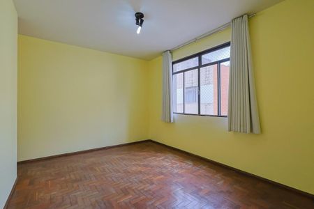 Apartamento à venda com 90m², 3 quartos e 1 vaga Apartamento à venda com 90m², 3 quartos e 1 vagaSala