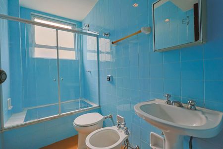 Apartamento à venda com 90m², 3 quartos e 1 vaga Apartamento à venda com 90m², 3 quartos e 1 vagaBanheiro