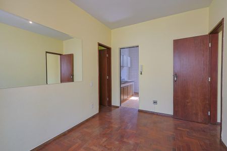 Apartamento à venda com 90m², 3 quartos e 1 vaga Apartamento à venda com 90m², 3 quartos e 1 vagaSala de Jantar
