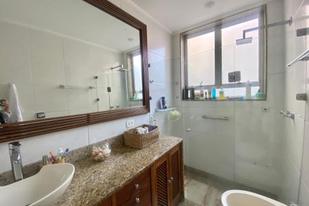 Apartamento à venda com 76m², 2 quartos e 1 vaga Apartamento à venda com 76m², 2 quartos e 1 vagaBanheiro