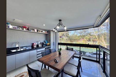 Apartamento à venda com 93m², 3 quartos e 2 vagas Apartamento à venda com 93m², 3 quartos e 2 vagasVaranda