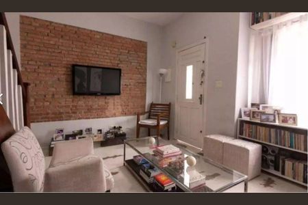Casa à venda com 3 quartos, 120m² em Vila Olímpia, São Paulo