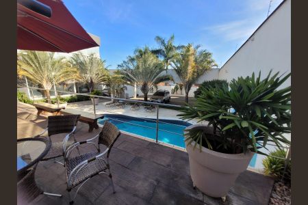 Casa à venda com 565m², 4 quartos e 10 vagas