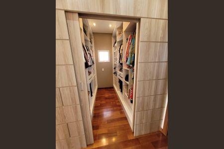 Casa à venda com 565m², 4 quartos e 10 vagas