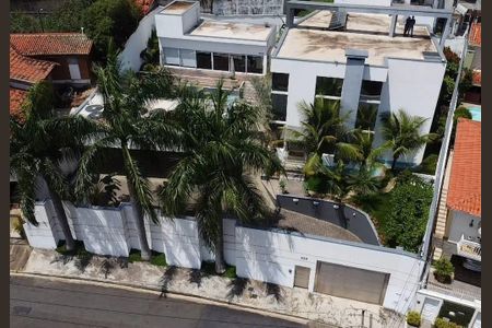 Casa à venda com 565m², 4 quartos e 10 vagas
