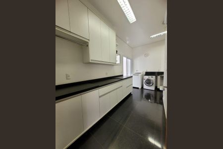 Casa à venda com 565m², 4 quartos e 10 vagas