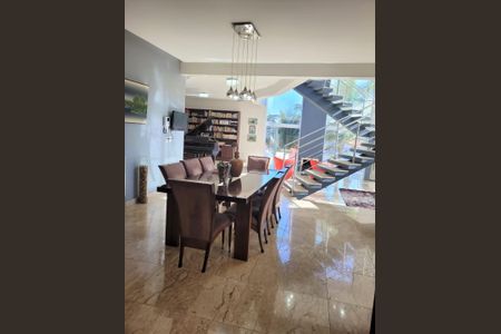 Casa à venda com 565m², 4 quartos e 10 vagas