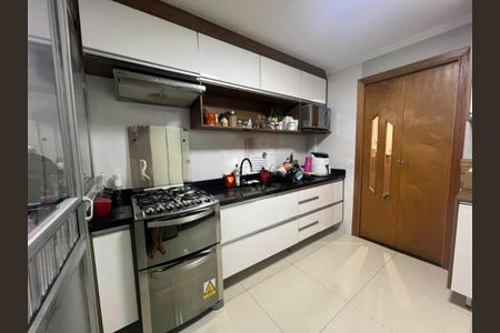 Apartamento à venda com 65m², 2 quartos e 1 vaga