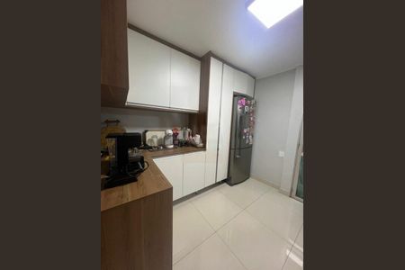 Apartamento à venda com 65m², 2 quartos e 1 vaga