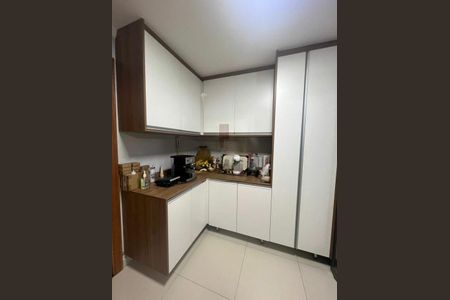 Apartamento à venda com 65m², 2 quartos e 1 vaga