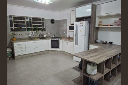 Casa à venda com 157m², 3 quartos e 2 vagas