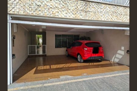 Casa à venda com 157m², 3 quartos e 2 vagas
