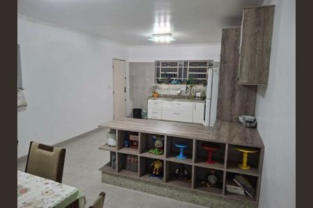 Casa à venda com 157m², 3 quartos e 2 vagas