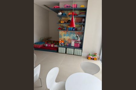 Apartamento à venda com 3 quartos, 77m² em Cambuí, Campinas