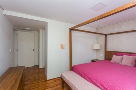 Apartamento à venda com 209m², 5 quartos e 1 vaga