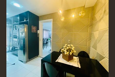 Apartamento à venda com 114m², 3 quartos e 2 vagas Apartamento à venda com 114m², 3 quartos e 2 vagasCozinha