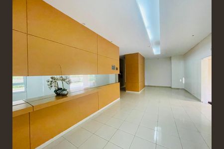 Apartamento à venda com 114m², 3 quartos e 2 vagas Apartamento à venda com 114m², 3 quartos e 2 vagasHall de entrada