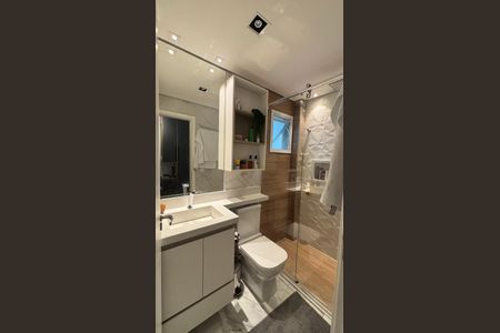 Apartamento à venda com 70m², 2 quartos e 2 vagasBanheiro da Suíte