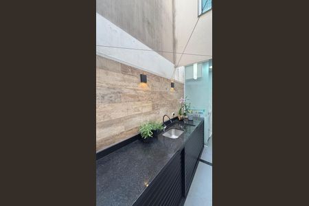 Apartamento à venda com 70m², 2 quartos e 2 vagasÁrea de Serviço