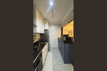 Apartamento à venda com 70m², 2 quartos e 2 vagasCozinha