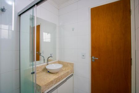 Apartamento à venda com 67m², 2 quartos e 1 vaga Apartamento à venda com 67m², 2 quartos e 1 vagaBanheiro da Suíte