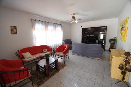 Sala 1 de casa para alugar com 3 quartos, 175m² em Novo Taquaral, Campinas